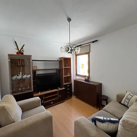 Cozy Two Bedroom Apartment, 2 Minutes From The Figueira da Foz